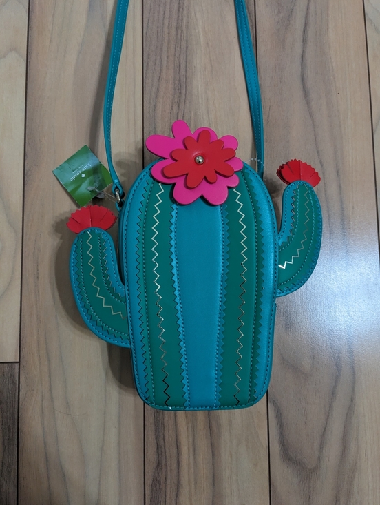 kate spade Handbags - NWT! Kate Spade New York New Horizons Lizard Cactus Crossbody Bag